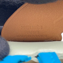 Load image into Gallery viewer, HERMES Rodeo Pegasus Vert Fizz/Gold/Blue Zanzibar Lambskin Size PM
