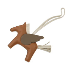 Load image into Gallery viewer, HERMES Rodeo Pegasus Gold/Etoupe/Craie Lambskin Size MM
