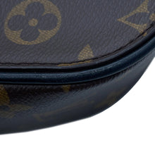 Load image into Gallery viewer, LOUIS VUITTON Montsouris Messenger NoirM47060 Monogram Macassar Canvas Size PM
