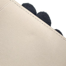 将图像加载到图库查看器中，LOEWE Knot Coin Card Holder Light oatsCEM1Z40X04 Shiny Nappa Calf Leather
