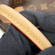 将图像加载到图库查看器中，LOUIS VUITTON Turenne BordeauxM48813 Monogram Size PM
