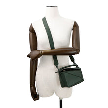 将图像加载到图库查看器中，LOEWE Puzzle bag KhakiA510U95X58 Leather Size Mini
