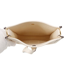 将图像加载到图库查看器中，HERMES Evelyne Amazon Short Nata Taurillon Clemence Size TPM
