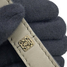 将图像加载到图库查看器中，LOEWE hammock GreigeA538V07X15 Leather Size Mini
