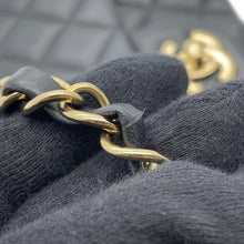 将图像加载到图库查看器中，CHANEL Mini Matelasse ChainShoulder Bag BlackA69900 Lambskin Size 20
