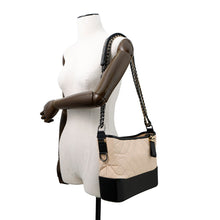将图像加载到图库查看器中，CHANEL Gabriel de CHANEL Hobo ChainShoulder Bag Beige/BlackA93824 Calf Leather
