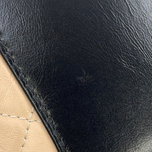 将图像加载到图库查看器中，CHANEL Gabriel de CHANEL Hobo ChainShoulder Bag Beige/BlackA93824 Calf Leather
