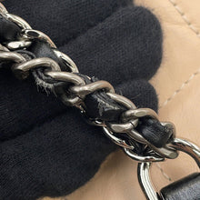 将图像加载到图库查看器中，CHANEL Gabriel de CHANEL Hobo ChainShoulder Bag Beige/BlackA93824 Calf Leather
