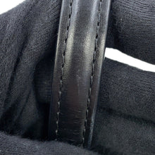 将图像加载到图库查看器中，LOUIS VUITTON Cannes NoirM43986 Monogram Monogram Reverse Canvas
