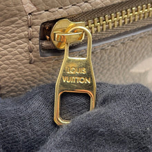 将图像加载到图库查看器中，LOUIS VUITTON Pochette Metis EW Tourterelle ClaimsM23081 Monogram Empreinte Leather
