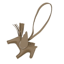 Load image into Gallery viewer, HERMES Rodeo Pegasus Etoupe Lambskin Size PM
