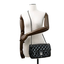 Load image into Gallery viewer, CHANEL Matelasse ChainShoulder Bag Black Patent Leather Leather Size 25

