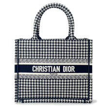 将图像加载到图库查看器中，Dior Book Tote Houndstooth Pattern White/Black Canvas Size Small
