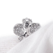 Load image into Gallery viewer, Monnickendam Diamond Flower Design Necklace Pt850 Pt900
