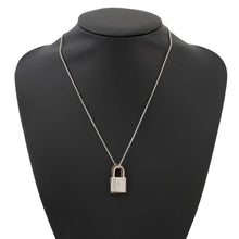 Load image into Gallery viewer, HERMES O&#39;Kelly Pendant Size PM Etoupe Swift Leather
