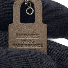 Load image into Gallery viewer, HERMES O&#39;Kelly Pendant Size PM Etoupe Swift Leather
