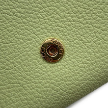 将图像加载到图库查看器中，GUCCI embossed logo compact wallet Green731694 Leather
