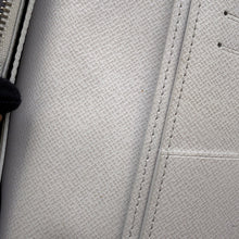 Load image into Gallery viewer, LOUIS VUITTON Portefeuille Brazza NM Optical WhiteM30889 Monogram・Canvas/Taiga Leather
