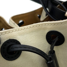 将图像加载到图库查看器中，LOEWE Paula Ibiza Balloon Shoulder White/Black Canvas Leather Size Small
