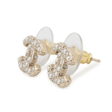 将图像加载到图库查看器中，CHANEL CC Logo Earrings Champagne GoldA64766 Metal Faux Pearl Rhinestone
