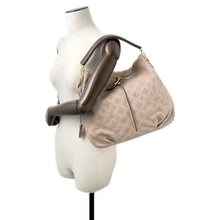 将图像加载到图库查看器中，LOUIS VUITTON Serene SableM93984 Monogram Mahina Size PM
