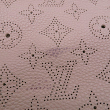 Load image into Gallery viewer, LOUIS VUITTON Serene SableM93984 Monogram Mahina Size PM
