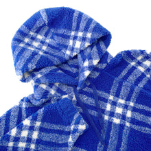 Load image into Gallery viewer, BURBERRY Check Pattern Boa Pullover Hoodie Size M Blue/White8077523 Acryl40% Wool 36% Polyester24%

