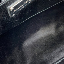 将图像加载到图库查看器中，Ferragamo Vara Ribbon Shoulder Bag Black21D064 Cotton
