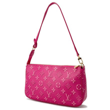 将图像加载到图库查看器中，LOUIS VUITTON Maxi Pochette Accessoires FuchsiaM46161 Monogram
