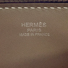 将图像加载到图库查看器中，HERMES Cadena Bag Etoupe Tadelakt Leather
