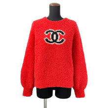 Load image into Gallery viewer, CHANEL CC Logo pullover sweater Size Chronomat 44 RedP62563 Wool 43% Acryl 31% Polyamide 13% Cashmere 10% Polyester 2% Other 1%
