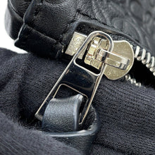 将图像加载到图库查看器中，LOEWE Goya Simple Briefcase Black337.55.S50 Leather
