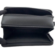 将图像加载到图库查看器中，LOUIS VUITTON Alpha Wearable Wallet NoirM59161 Grained Calf Leather LV Aerogram
