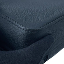 将图像加载到图库查看器中，LOUIS VUITTON Alpha Wearable Wallet NoirM59161 Grained Calf Leather LV Aerogram
