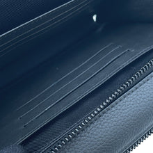 将图像加载到图库查看器中，LOUIS VUITTON Alpha Wearable Wallet NoirM59161 Grained Calf Leather LV Aerogram
