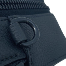 将图像加载到图库查看器中，LOUIS VUITTON Alpha Wearable Wallet NoirM59161 Grained Calf Leather LV Aerogram
