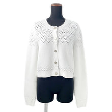Load image into Gallery viewer, CHANEL cardigan Size 38 WhiteP79194 Cotton75% Polyamide24% Elastine1%
