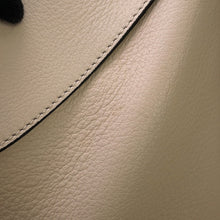 Load image into Gallery viewer, LOEWE hammock Light Pink/Jasmin FlowerA538S35X51 Leather Size Small
