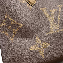 将图像加载到图库查看器中，LOUIS VUITTON Onthego RedM45321 Monogram Monogram Reverse Canvas Monogram Giant Size MM
