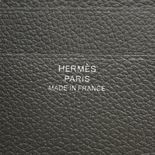 Load image into Gallery viewer, HERMES Zip Ango 2 Bifold Wallet Gris Meyer Evercolor
