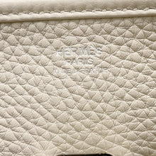 将图像加载到图库查看器中，HERMES Evelyne 3 Beton Taurillon Clemence Size PM
