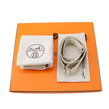 将图像加载到图库查看器中，HERMES Evelyne 3 Beton Taurillon Clemence Size PM
