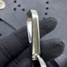 Load image into Gallery viewer, HERMES Evelyne3 Black Taurillon Clemence Size PM
