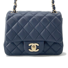 将图像加载到图库查看器中，CHANEL Matelasse Single Flap Chain Shoulder NavyA35200 Lambskin Size 17
