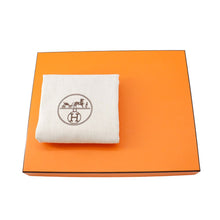 Load image into Gallery viewer, HERMES Plume Rose Darling Chevre Myzore Goatskin Size Mini
