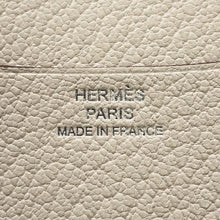 Load image into Gallery viewer, HERMES Agenda Cover Nata Chevre Myzore Goatskin Size GM
