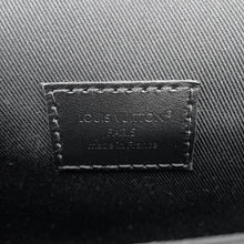 将图像加载到图库查看器中，LOUIS VUITTON Steamer Wearable Wallet BlackM81783 Monogram Eclipse
