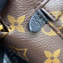 将图像加载到图库查看器中，LOUIS VUITTON Palm Springs Backpack NoirM44871 Monogram Size PM
