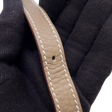 Load image into Gallery viewer, HERMES Halzan Etup Taurillon Clemence Size 25
