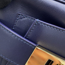 将图像加载到图库查看器中，Ferragamo Shoulder Bag Camera Bag Gancini Midnight Blue216292 Leather
